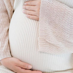 中金研报指🐞出，手❄🥛持智能⬅影像设备顺🈹🇲🇵应了自媒体时代短🇸🇷